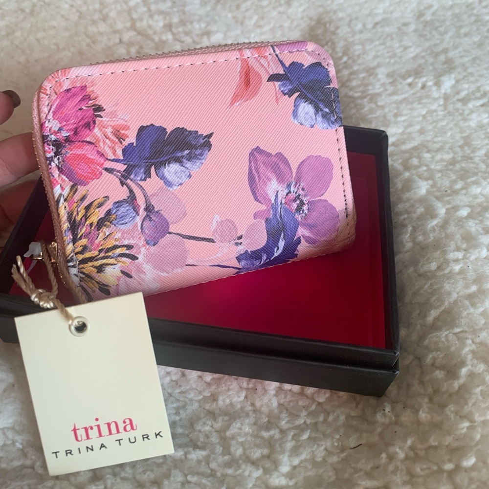 New Trina Turk Pink and Purple Floral Card and Coin Wallet
